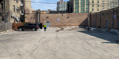 Resident Parking at 1100 W Bryn Mawr Ave, Chicago, IL 60660