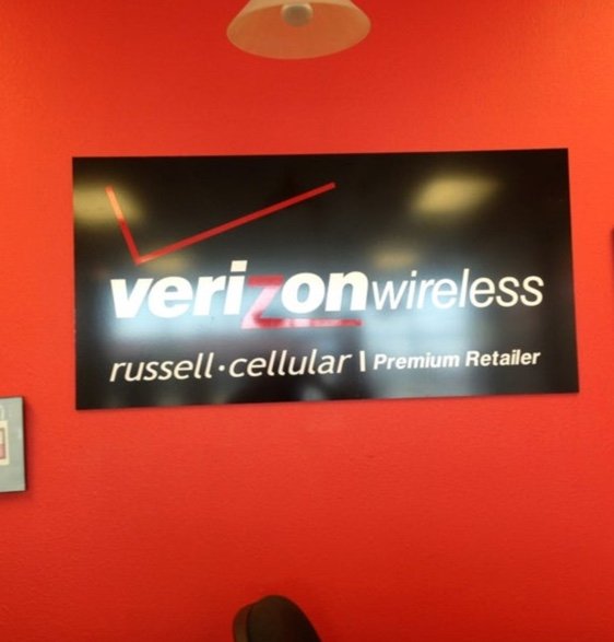 Russell Cellular Verizon Chicago
